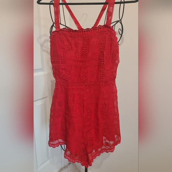 Forever 21 Pants - NWOT Red lace romper